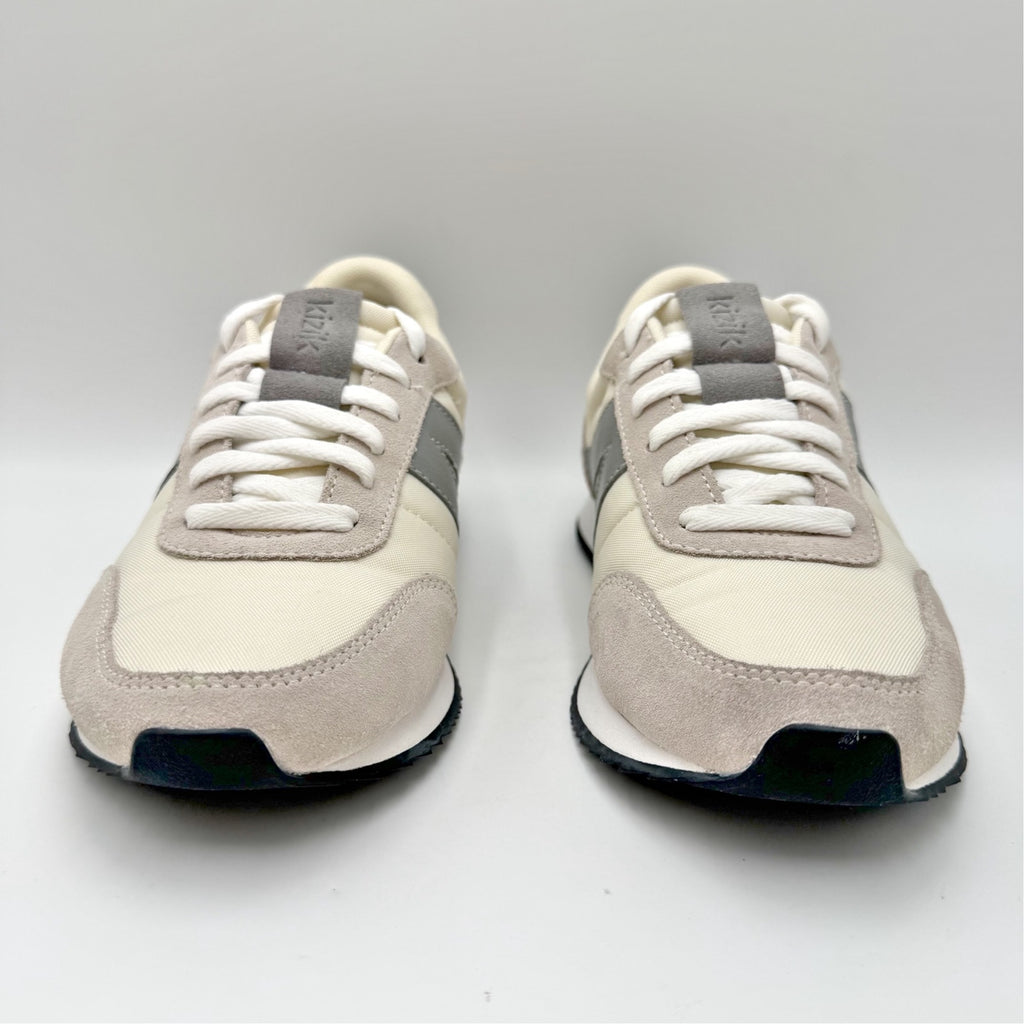KIZIK Womens Milan Hands Free Sneakers Size 8 EU 39.5 Mist Grey Cream NIB
