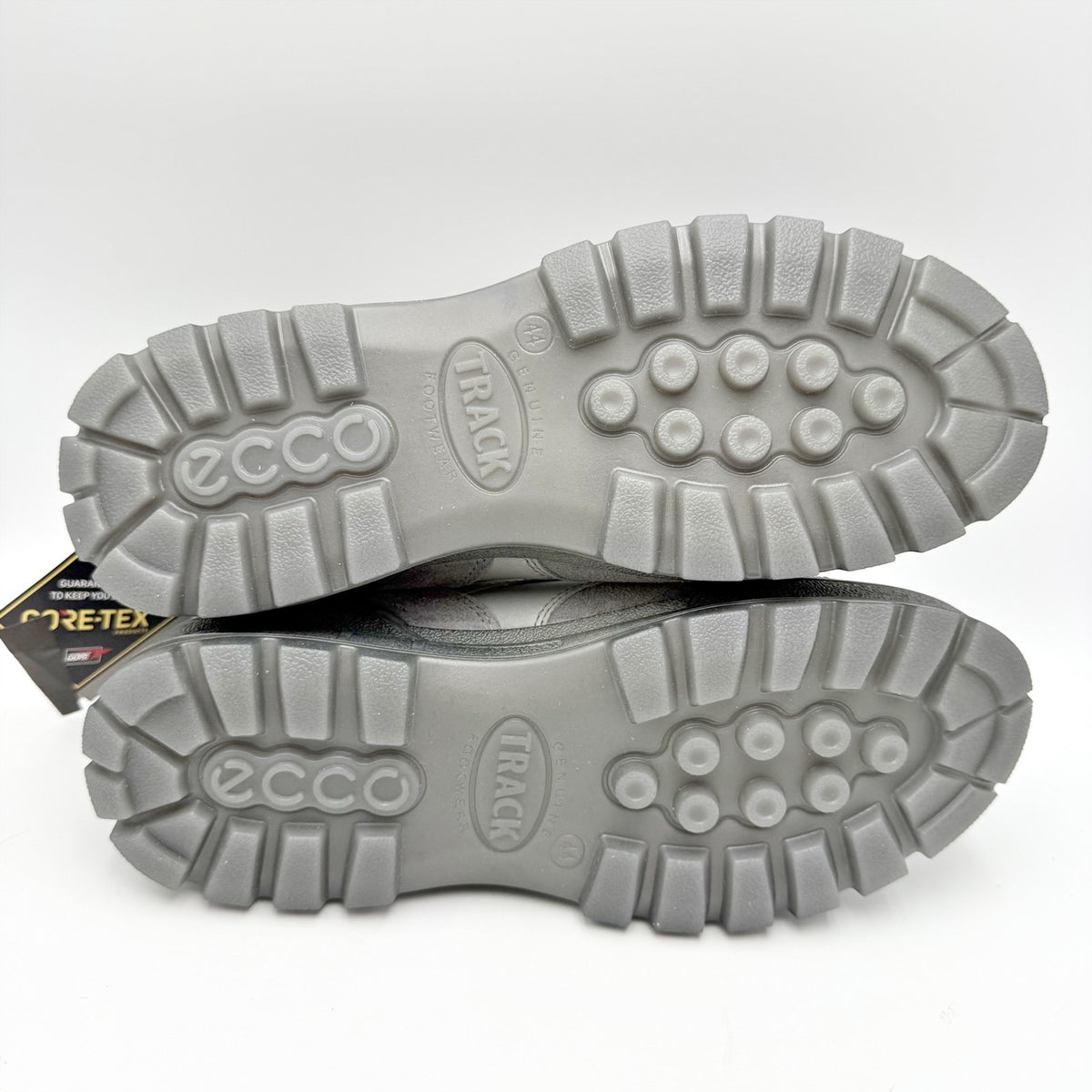 ECCO X Concepts Mens Track 25 Boots EU 44 US 10-10.5 Grey Leather Gortex NWT