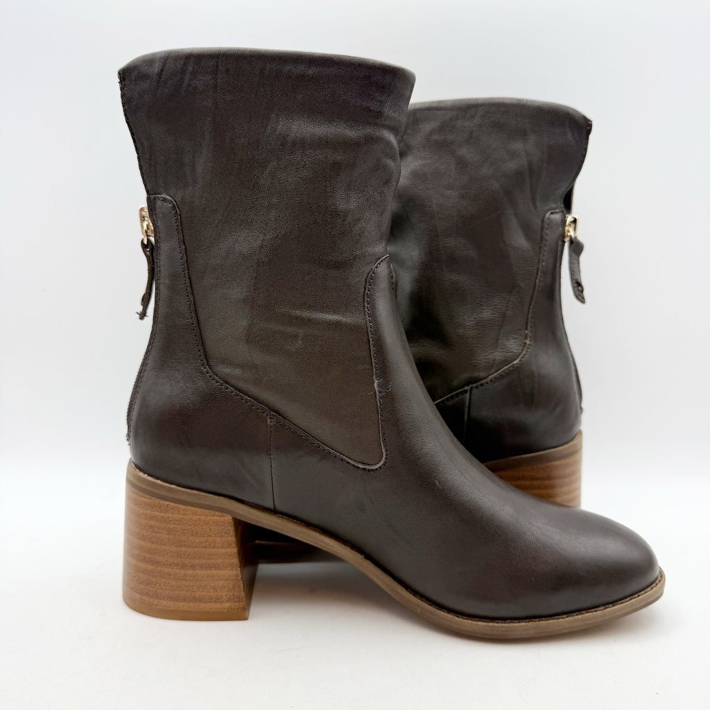 Kelsi Dagger Womens Brooklyn Island Boots Size 6.5 M Brown Vegan Leather NIB