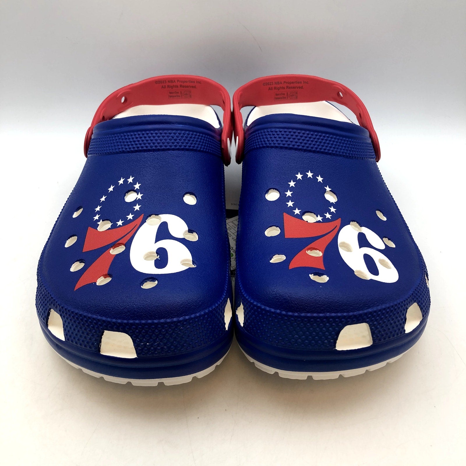 Crocs NBA Mens Philadelphia 76ers Classic Clog Size 12 Blue White NWOB