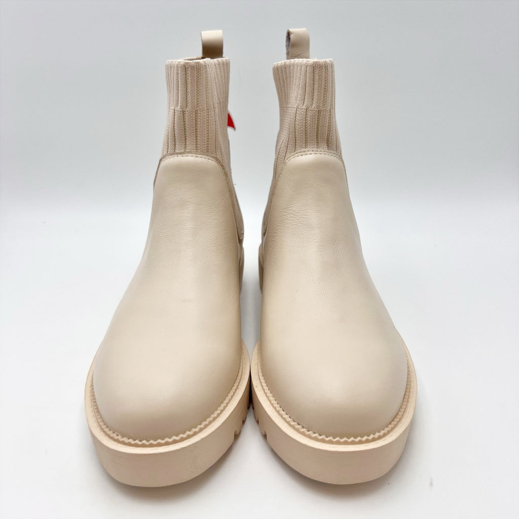 Blondo Womens Hallie Chelsea Ankle Boot Size 10 M Cream Leather Waterproof NIB