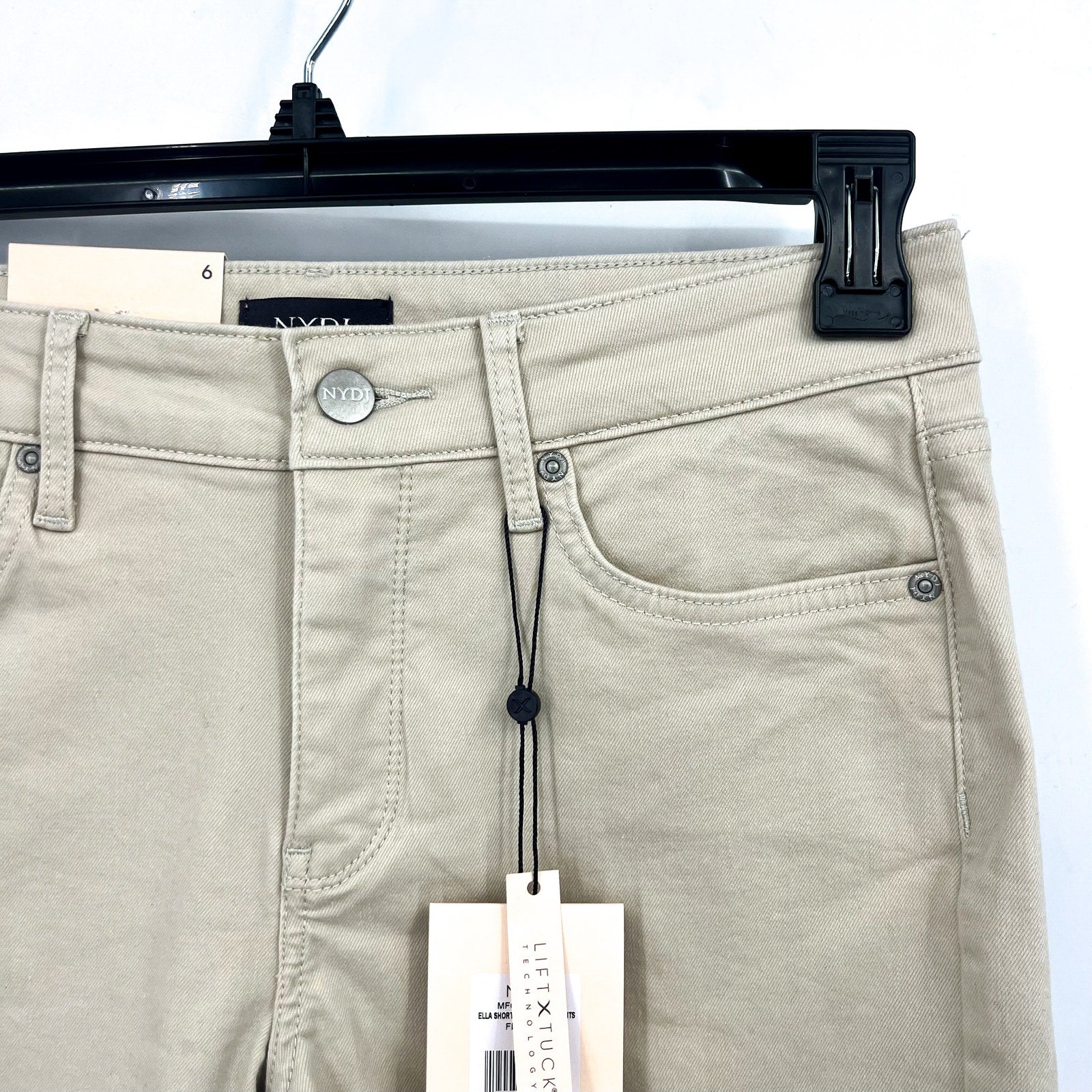 NYDJ Women's Ella Denim Shorts Size 6 Feather Beige Side Seam Slit Bermuda NWT