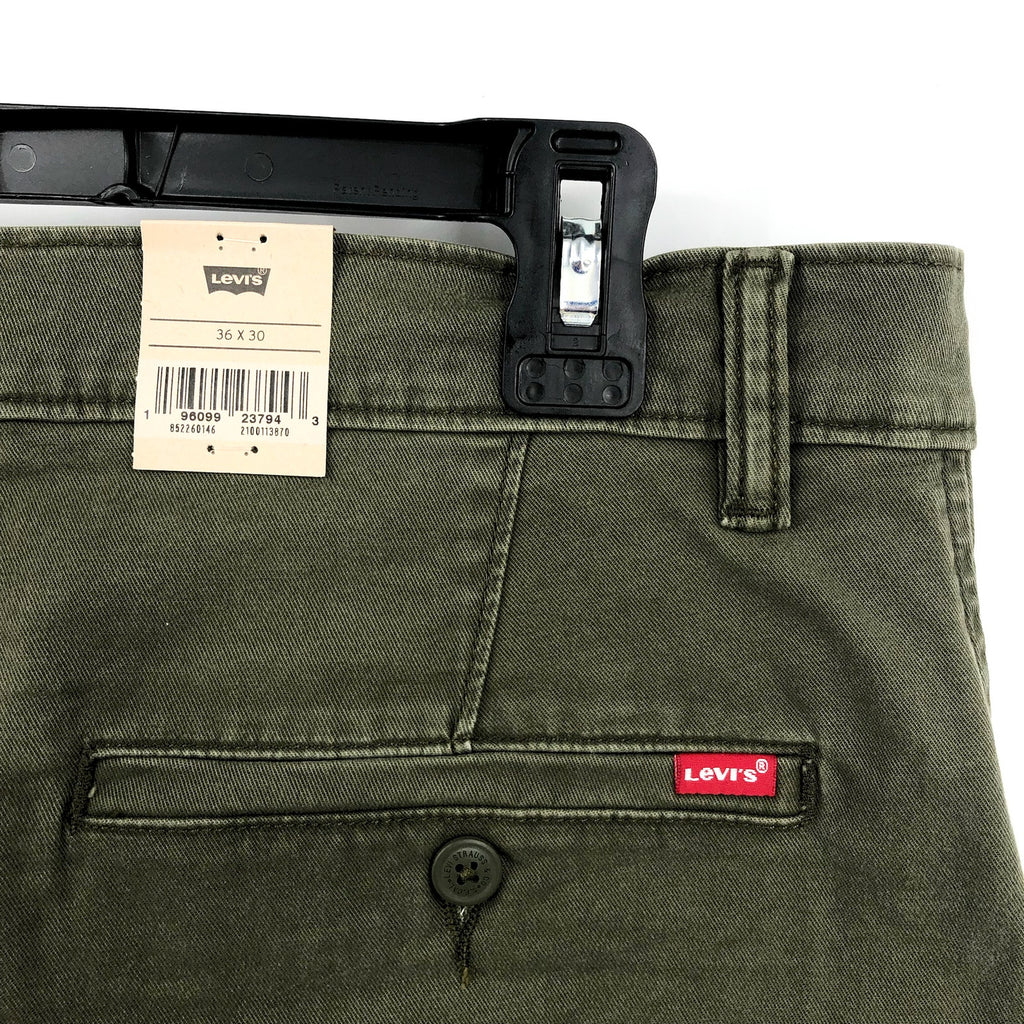 LEVI'S Men's XX Chino Standard Taper Pants 36x30 Olive Green NWT 85226-0146