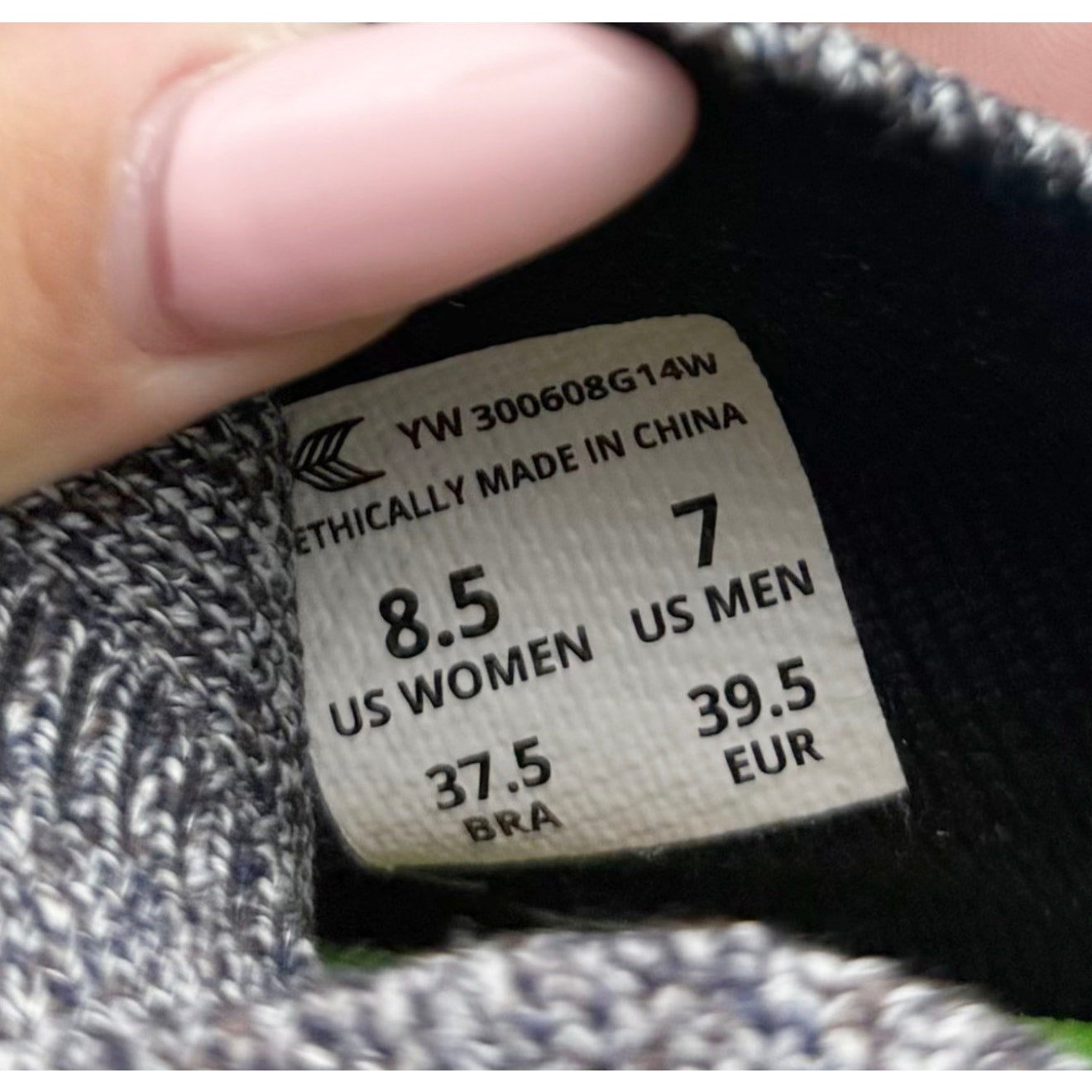 Cariuma Womens IBI Low Sneakers Size 8.5 Stone Grey Bamboo Knit Casual NIB