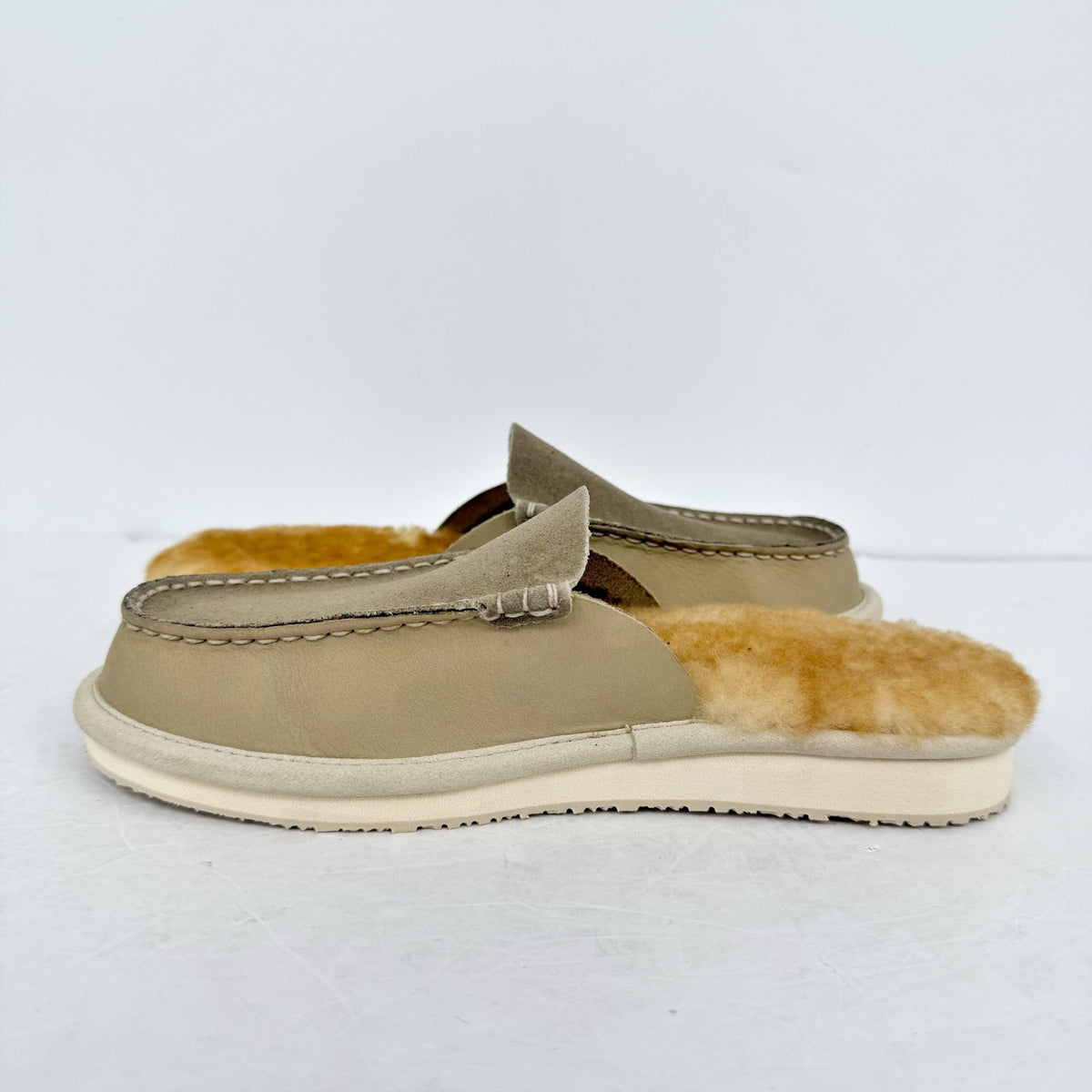 L.L.Bean Womens Wicked Good Slippers Size 8 M Suede Slip On NIB