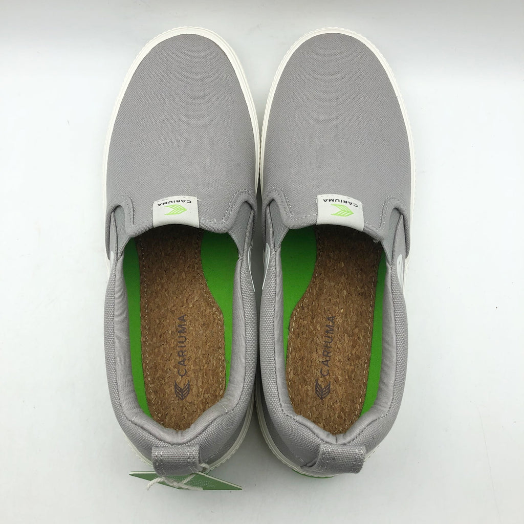Cariuma Women's Canvas Slip On Casual Sneakers Size 7 Light Grey NIB