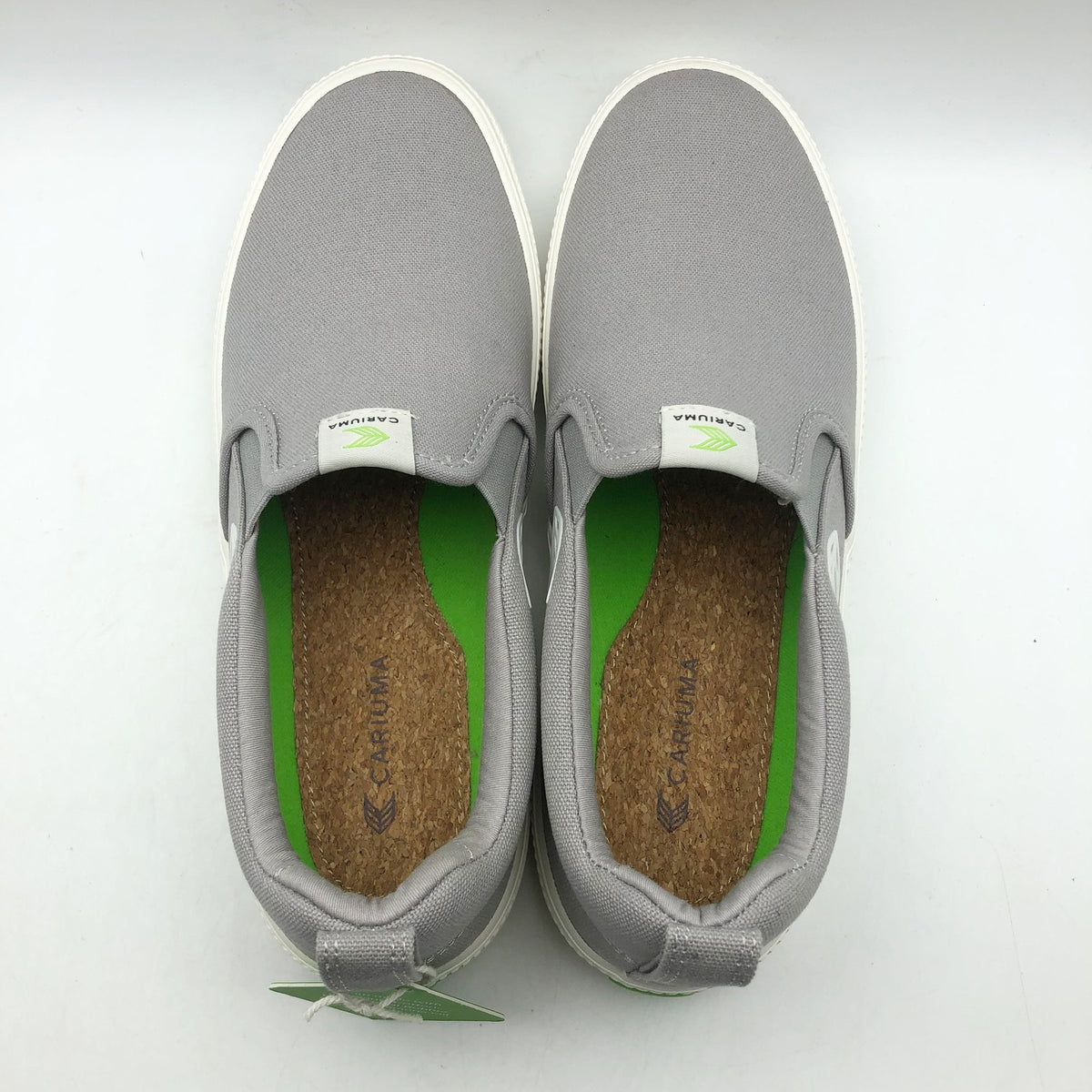 Cariuma Women's Canvas Slip On Casual Sneakers Size 7 Light Grey NIB