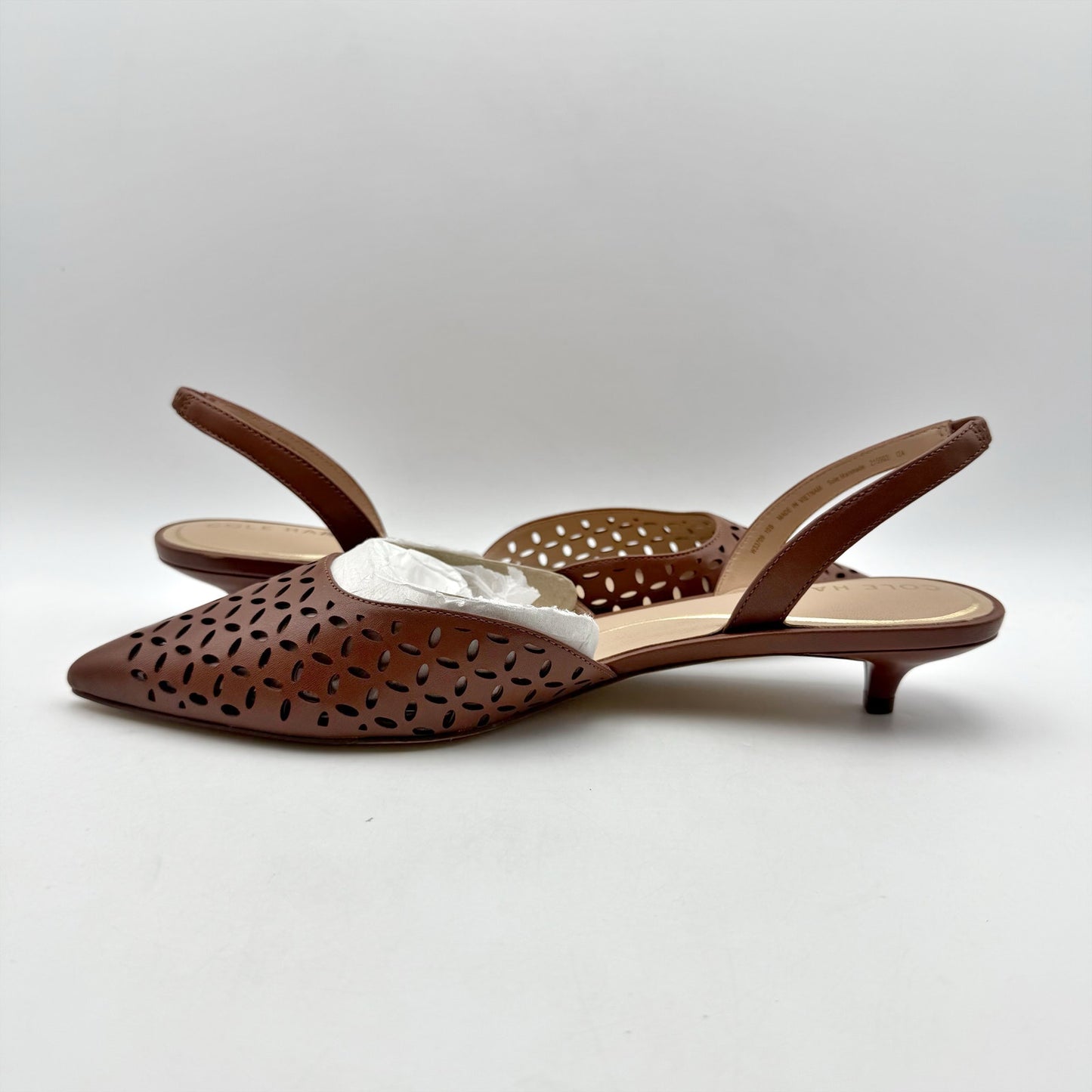 Cole Haan Womens Gilda Pumps US 10 B EU 40.5 Brown Perforated Leather NIB