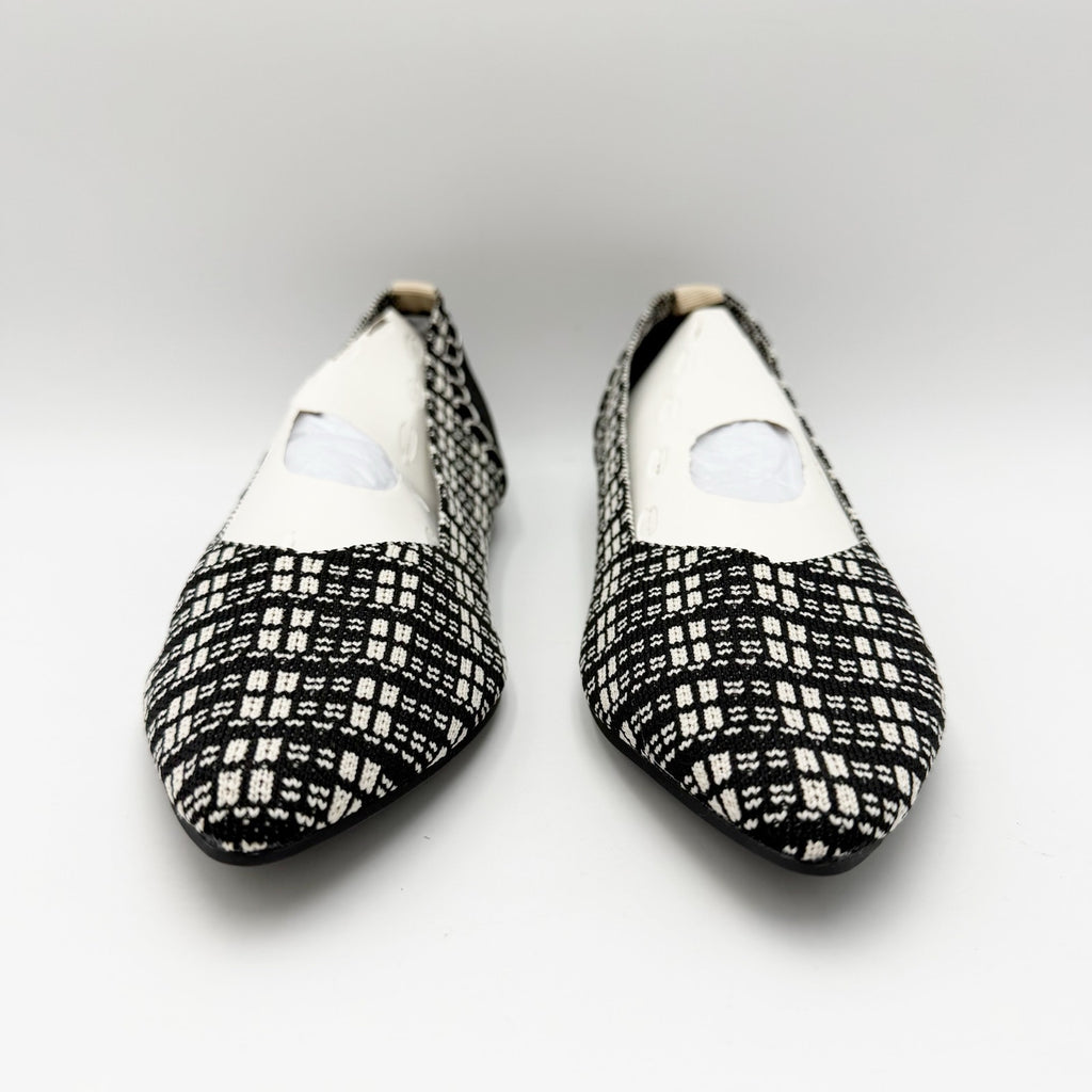 MIA Womens Lissy Fly Ballet Flats Size 6.5 M Black White Plaid Knit NWOB