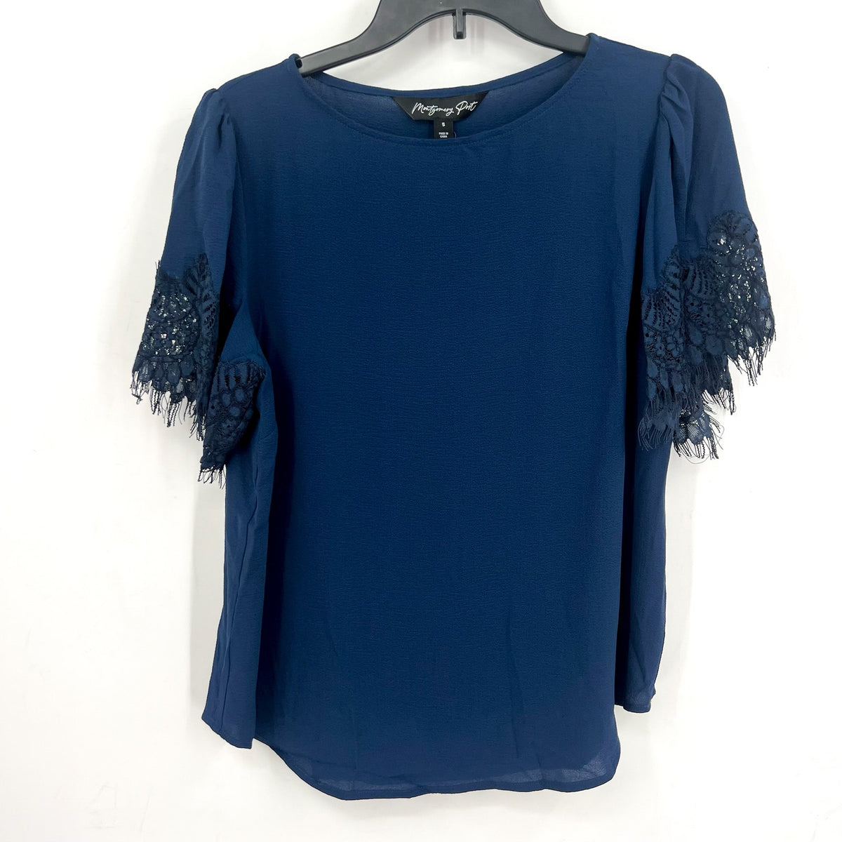 MONTGOMERY POST STITCH FIX Blouse Small Navy Blue Lace Trim Sleeves NWT