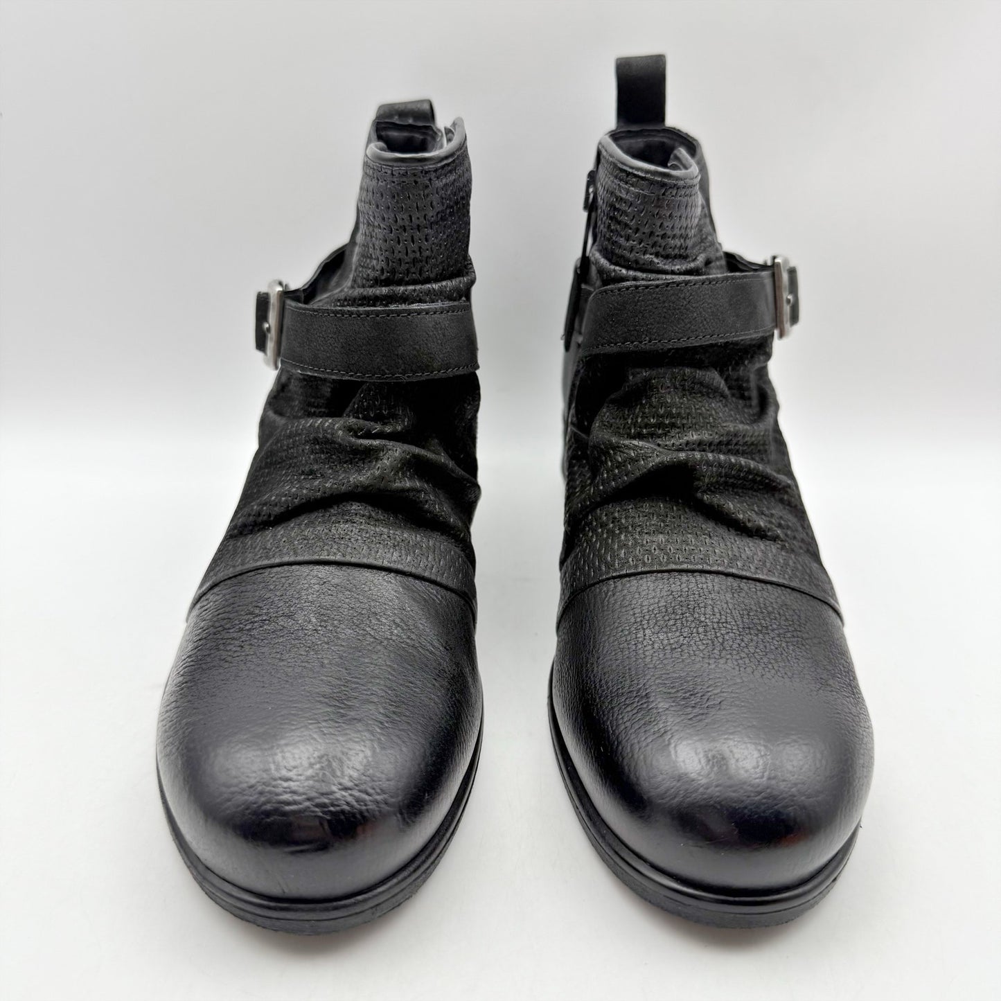 Miz Mooz Womens Suzy Ankle Bootie EU 39 US 8.5-9 Black Leather NIB