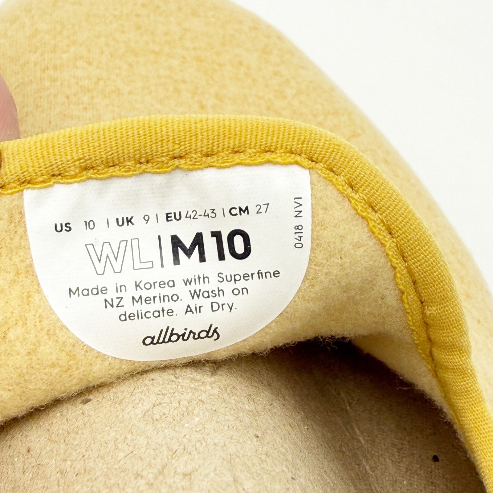 AllBirds Mens Wool Lounger Casual Sneakers Size 10 EU 42.5 Yellow Slip On NIB