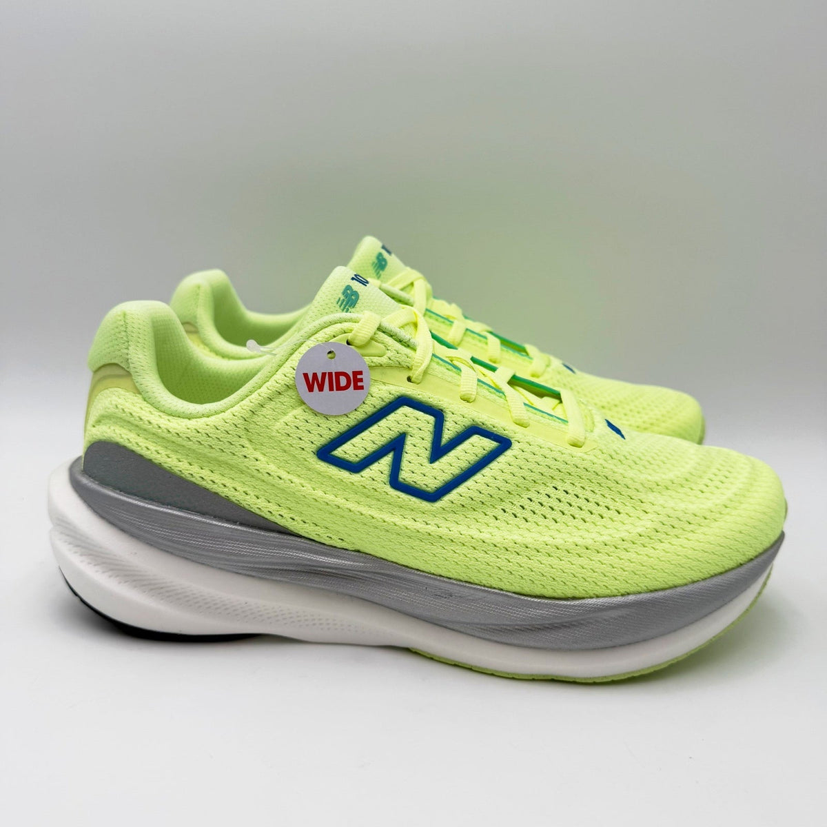 New Balance Womens 1080v15 Athletic Shoes Size 8.5 X-Wide 2E Green Blue NIB