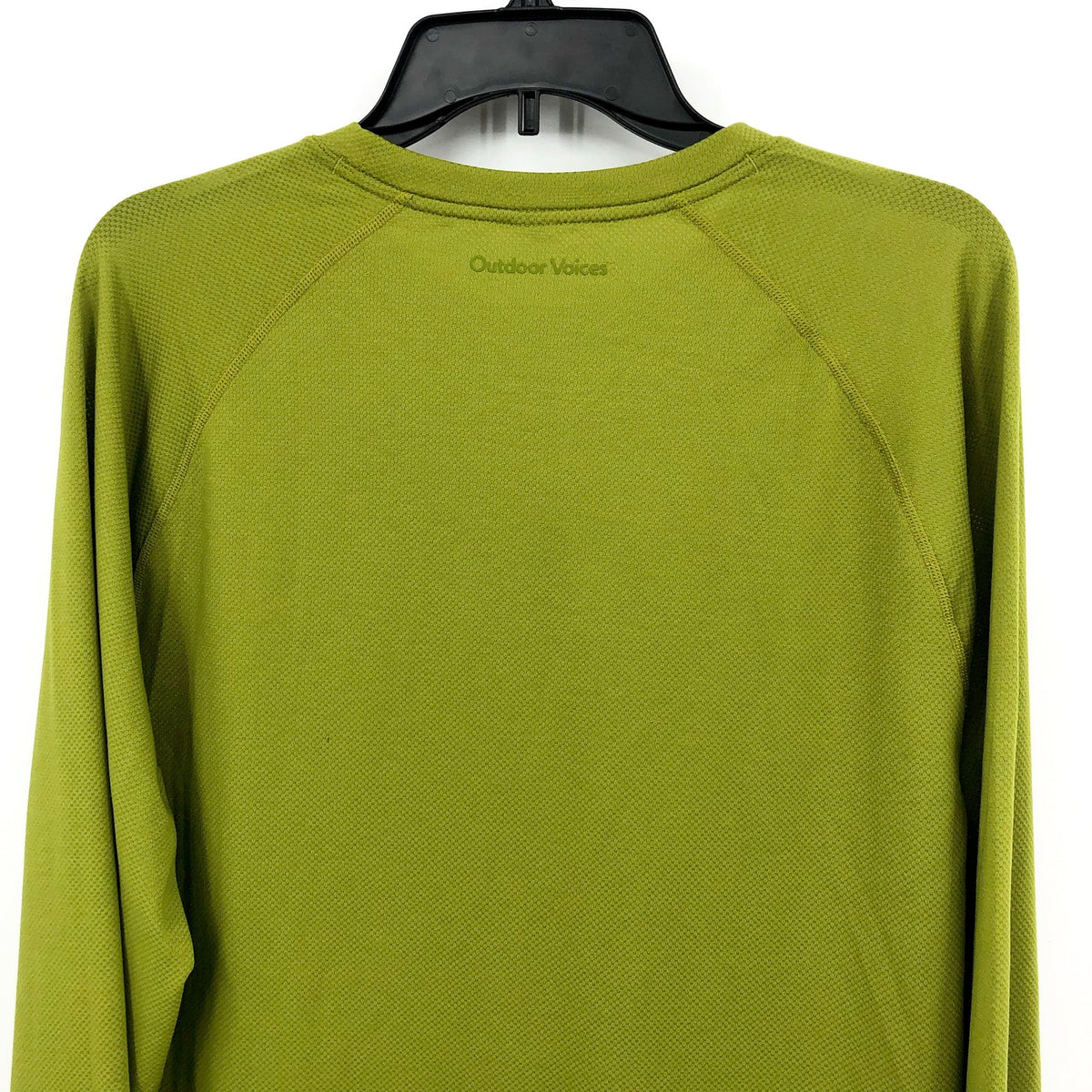 OUTDOOR VOICES Men's FastTrack Longsleeve Tshirt Medium Mossy Green Crewneck NWT