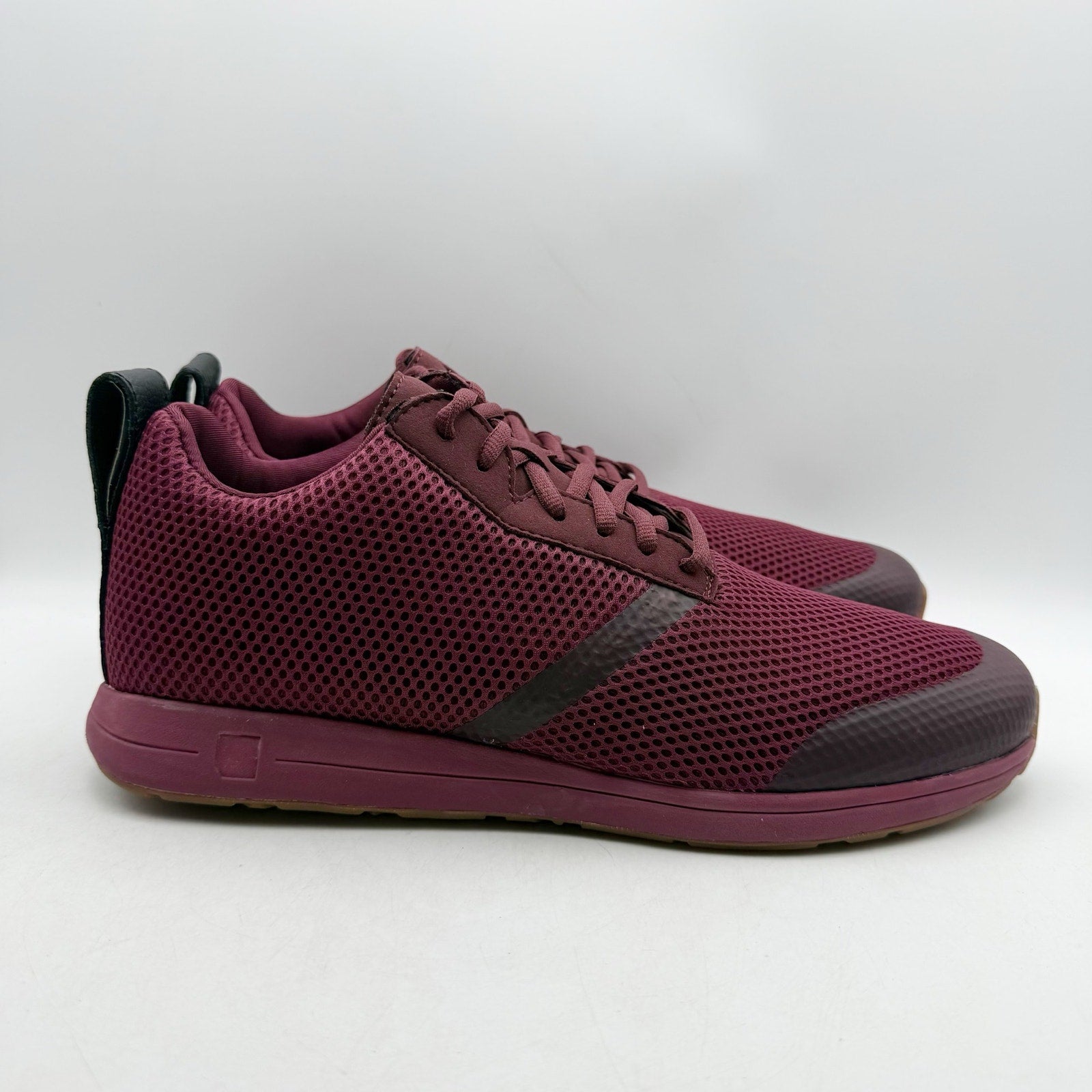 YORK Athletics Mens The Henry Mid Trainer Sneakers US 10.5 Red Black NIB