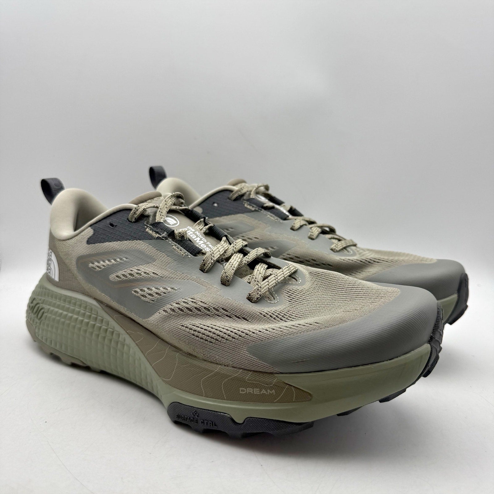 The North Face Men Altamesa 500 Trail Running Sneaker US 11.5 Grey Athletic NWOB