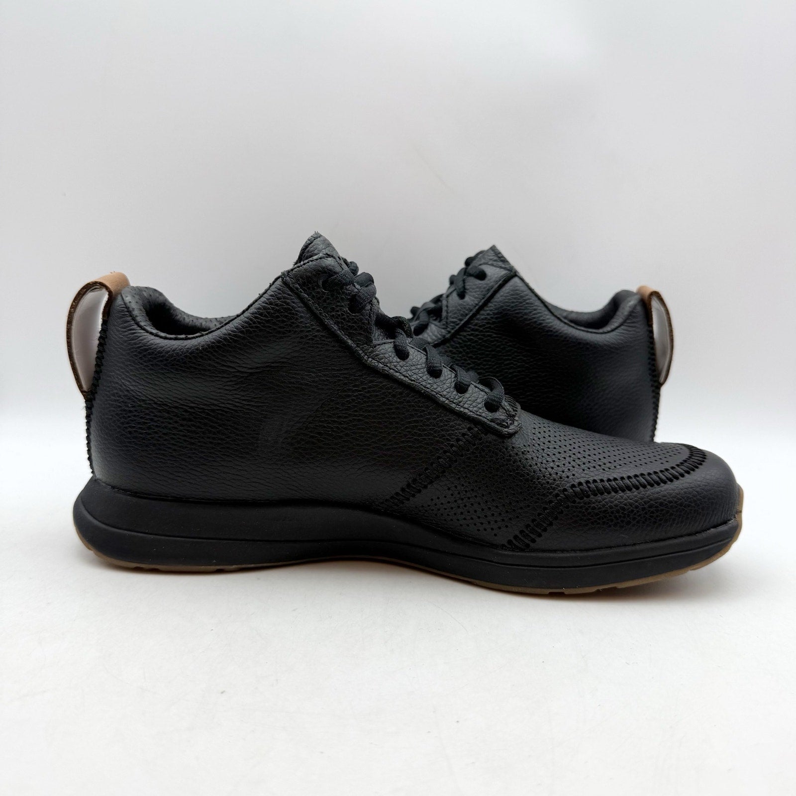 YORK Athletics Womens The Henry Mid Trainer Sneakers US 8 Black Leather NIB