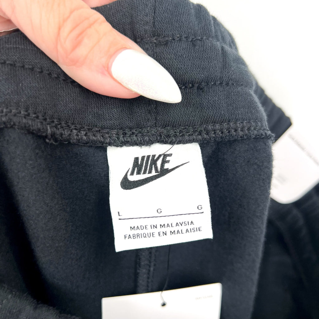 NIKE Kids Sportswear Club Fleece Joggers Pants Large Black White Boys Girls NWT