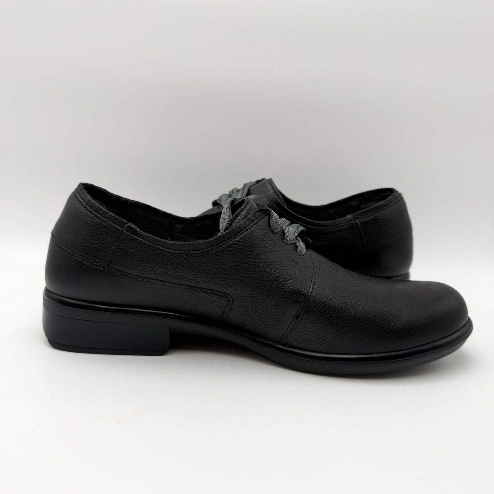 Naot Womens Blizzard Oxford Shoes US 9 EU 40 Black Leather NWOB