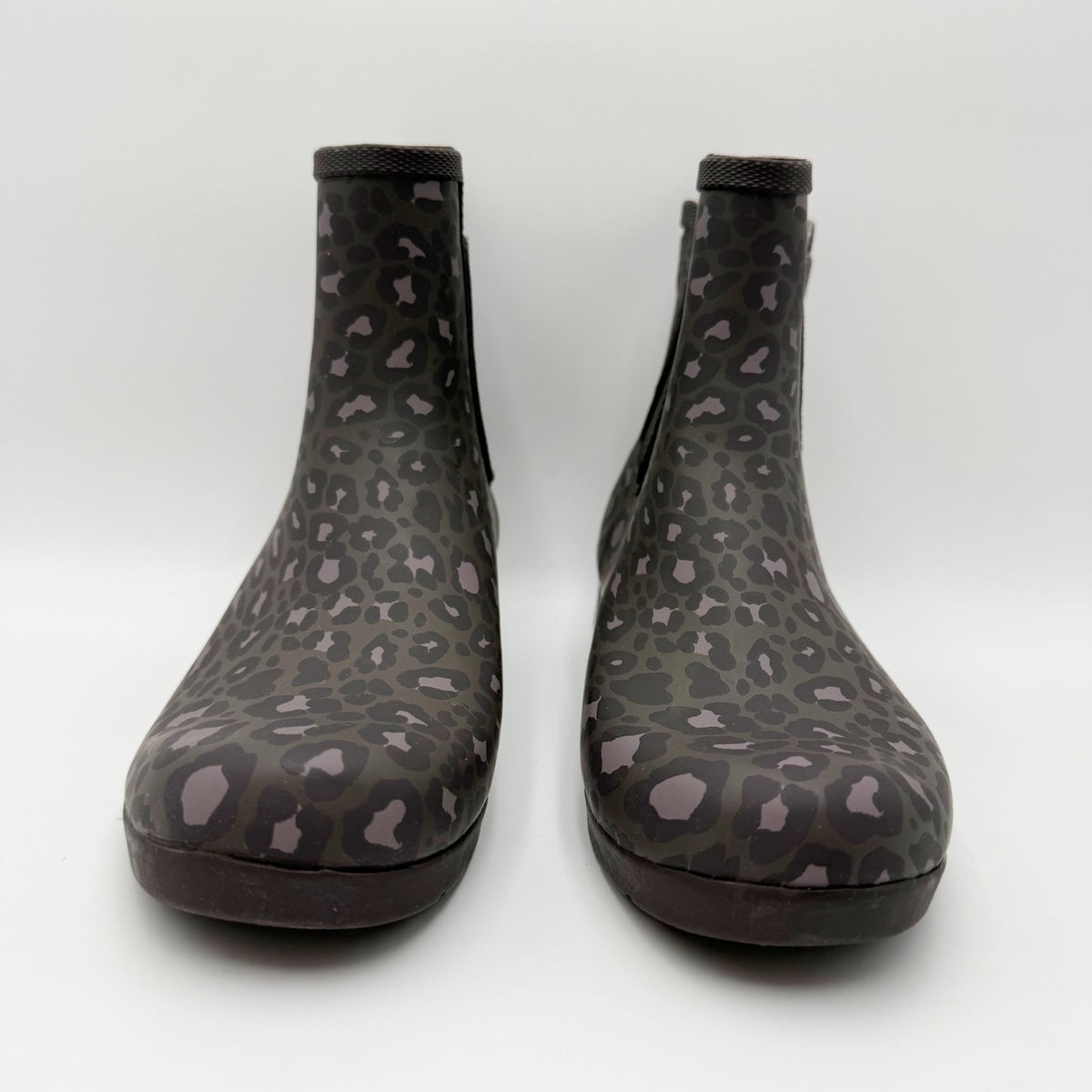 Chooka Womens Eastlake Chelsea Rain Boot Size 6 Gray Animal Print Waterproof NWT