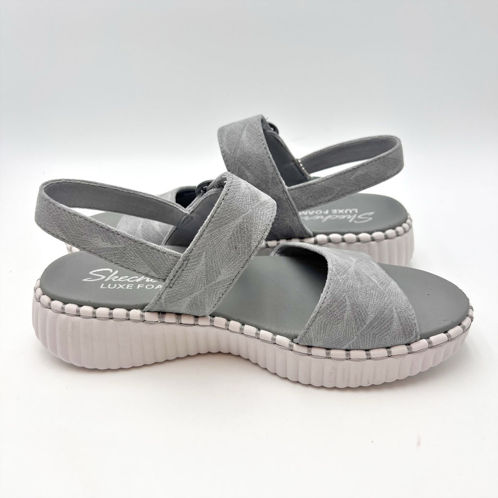 SKECHERS Womens Wilshire Boulevard Illusion of Love Sandals Size 9 Grey NIB