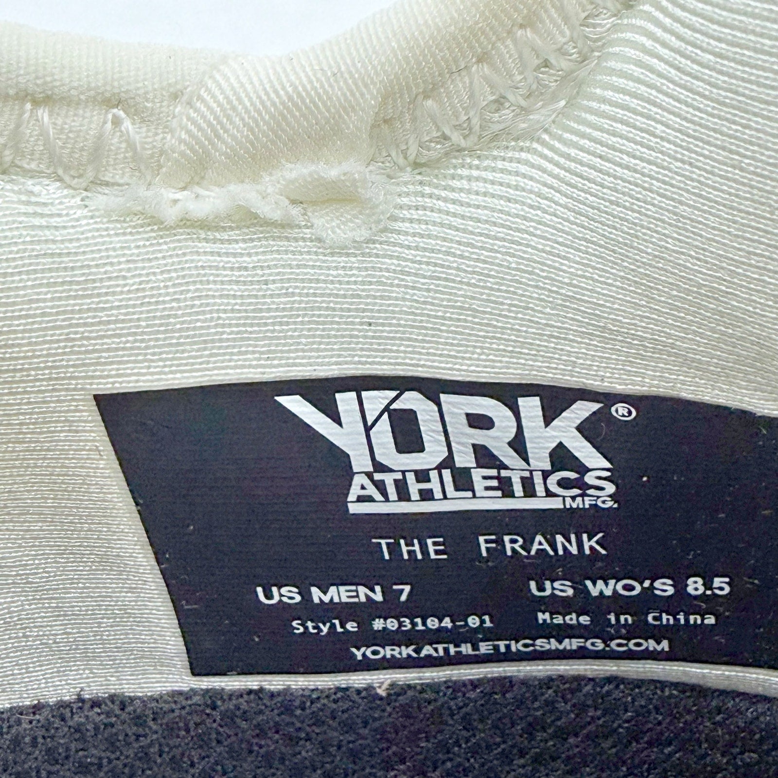 York Athletics The Frank Trainer Sneakers Womens 8.5 Mens 7 Tan White NIB