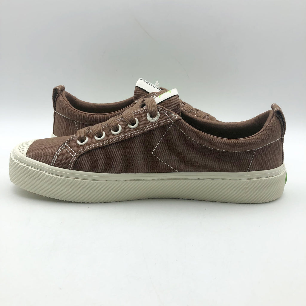 Cariuma Womens OCA Low Canvas Sneaker Size 9 Brown Pantone Contrast Thread NIB