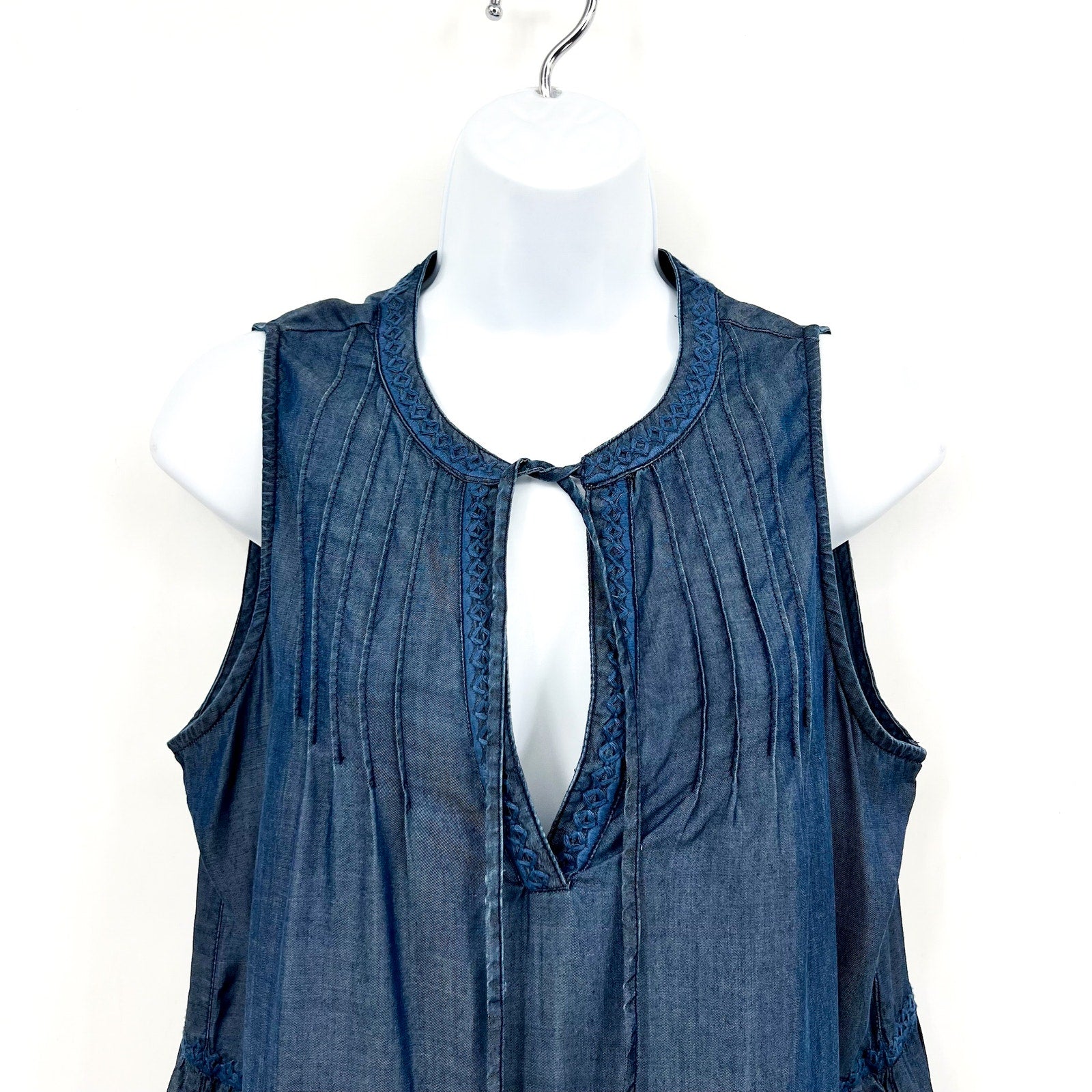 TOMMY BAHAMA Women's Chambray Coverup Dress Medium Blue Split-Neck NWT