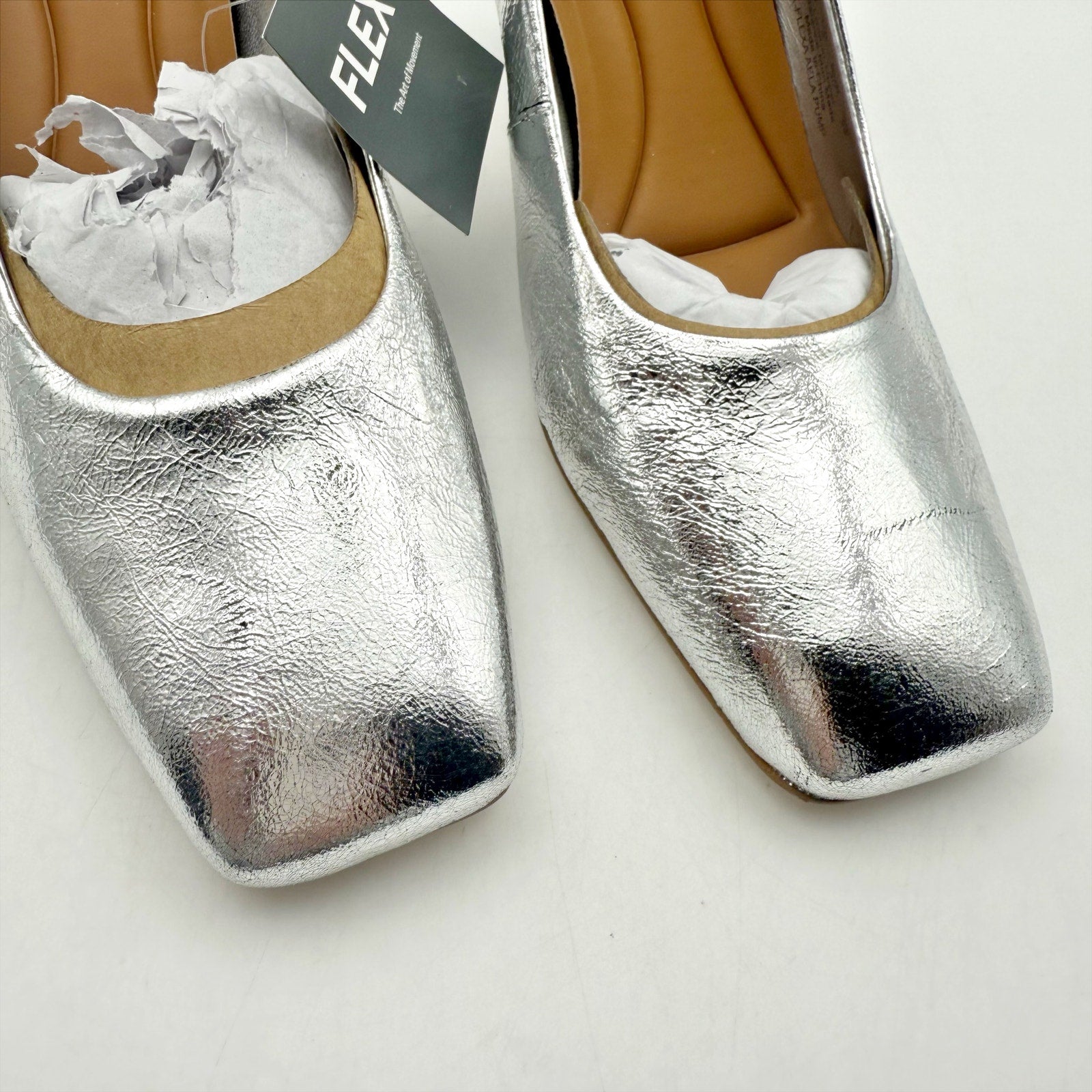 Franco Sarto Womens Flexa Aela Pumps US 8.5 M EU 39 Silver Leather NIB