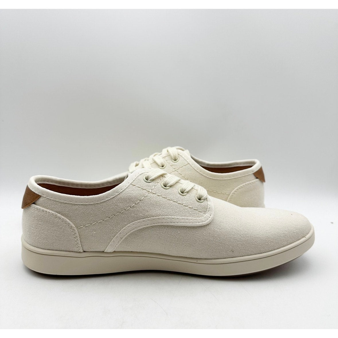 STEVE MADDEN Mens Fenta Casual Sneakers Size 9.5 M Cream White Fabric NIB