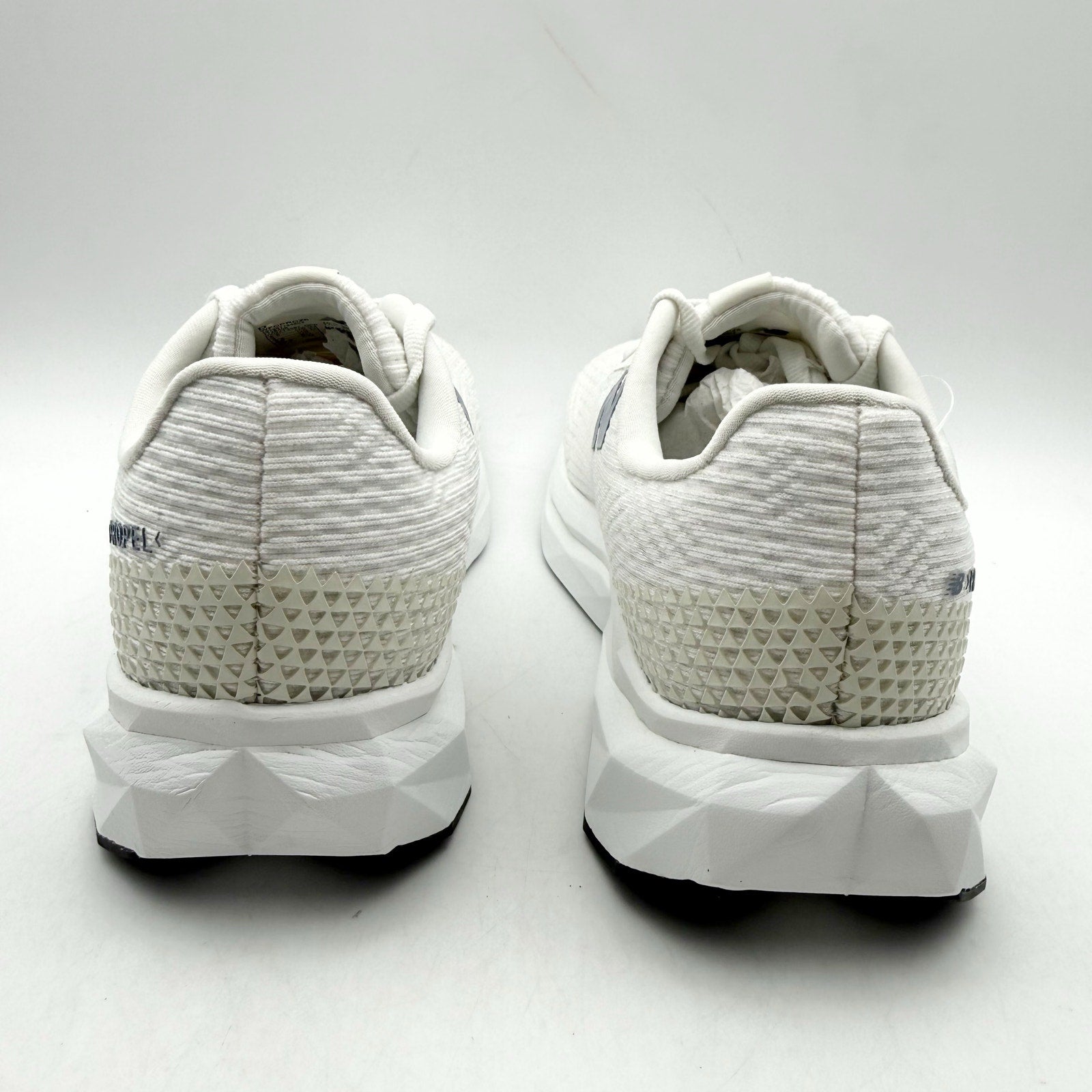 New Balance Womens FuelCell Propel V5 Running Sneakers US 5.5 Wide White NIB