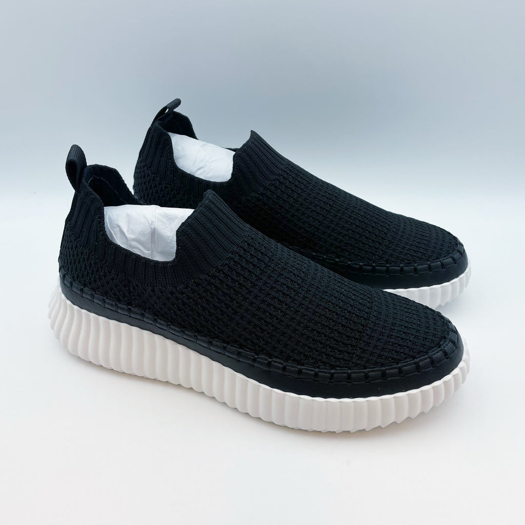 Steve Madden Womens Samarah Sneaker US 8.5 M Black Knitted Pull-On Closure NIB