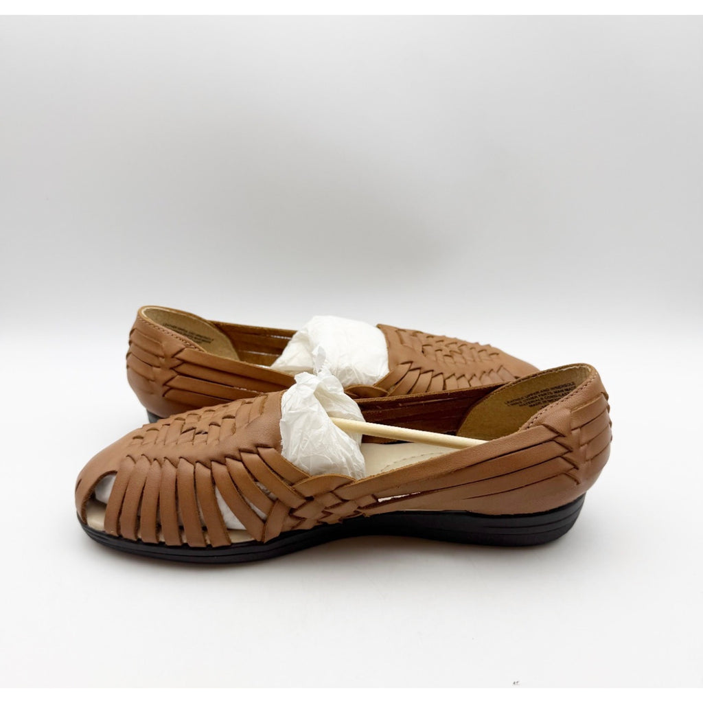Comfortiva Womens Trinidad Sandals Size 7.5 Narrow AA Tan Leather Huarache NWOB