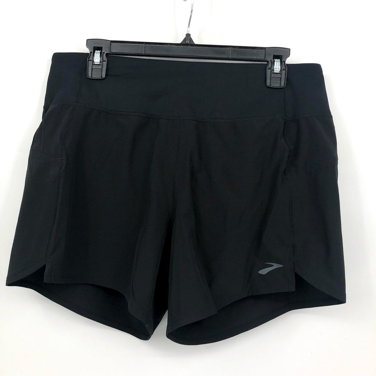 BROOKS Womens Chaser 5" Running Shorts Small Black Athletic Lightweight NWT