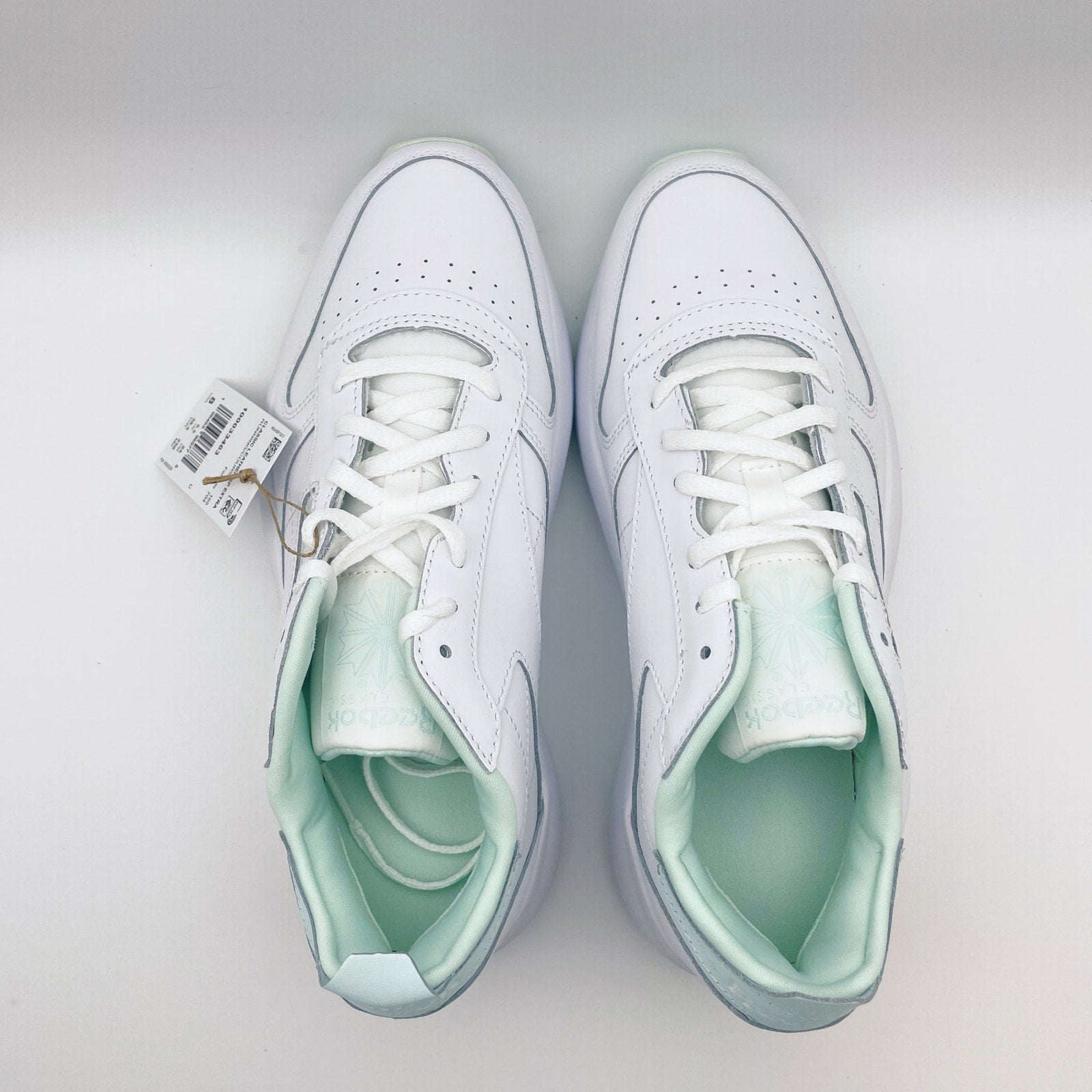 Reebok Lifestyle Women Classic SP Extra Sneaker US 8 M EU 38.5 White Leather NIB