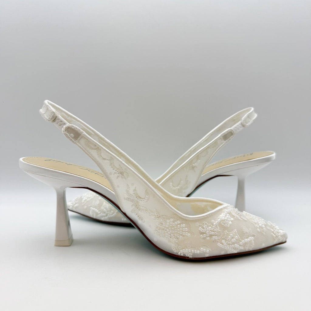 Blue Betsey Johnson Womens Nikki High Heels Size 7.5 White Lace Sling Back NWOB