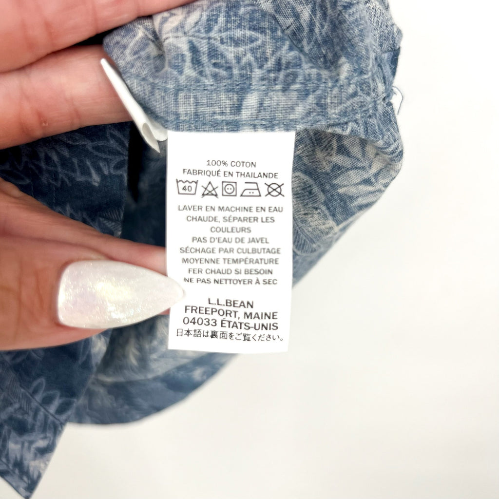 L.L. BEAN Mens Tropics Print Short-Sleeve Shirt Small Storm Blue Leaves NWT