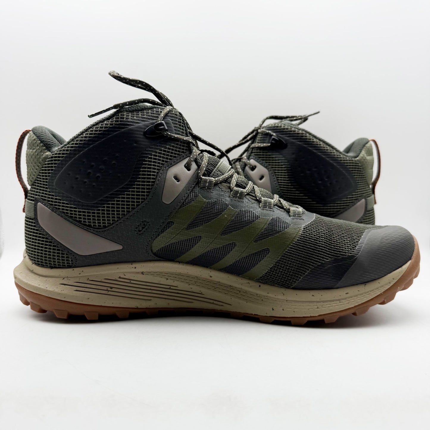 Merrell Mens Nova 3 Mid Hiking Sneakers US 15 Green GORE-TEX Waterproof NIB