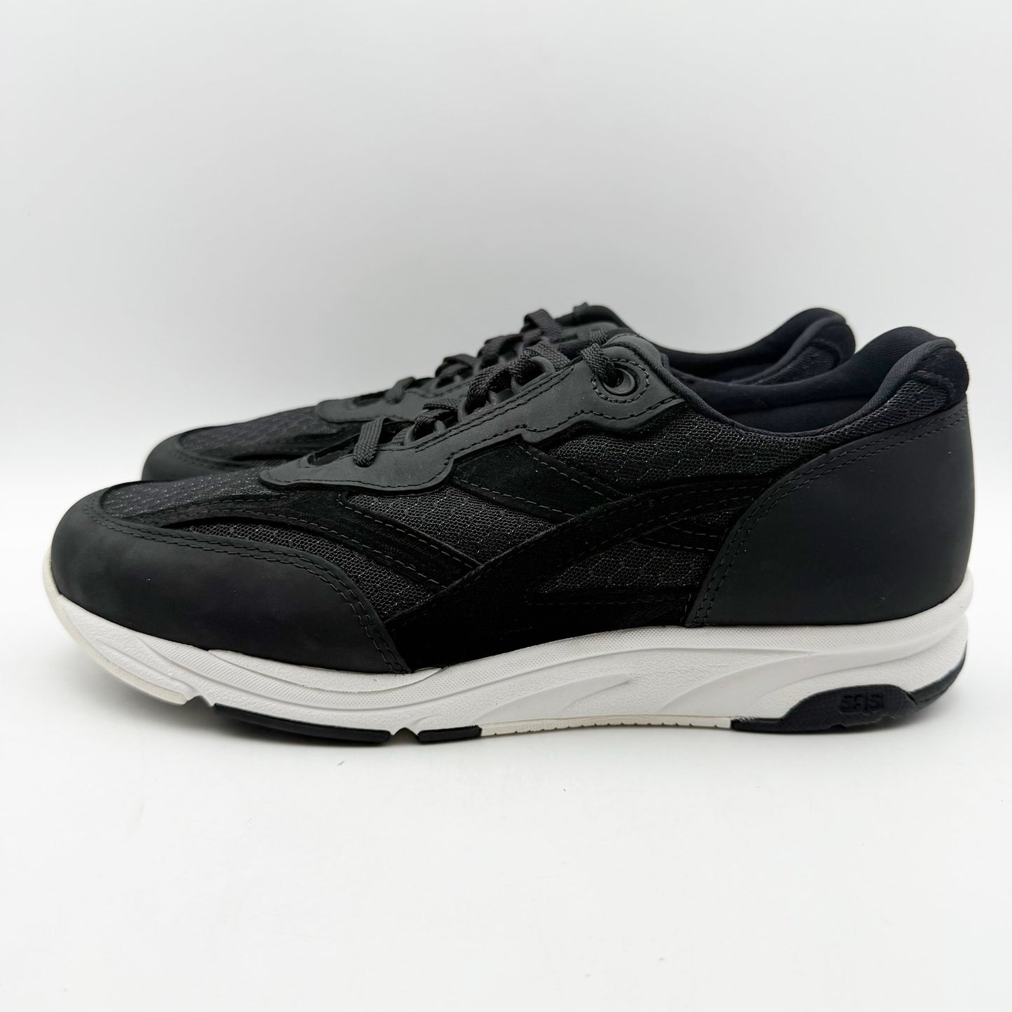 SAS Womens Tour Mesh Comfort Walking Sneaker US 9.5 Narrow Black Leather NIB