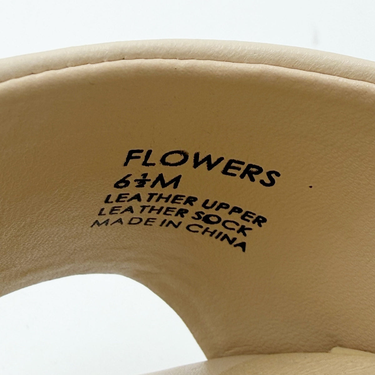 Liverpool Womens Flowers Wedge Sandals Size 6.5 Cream Off White Leather NWOB