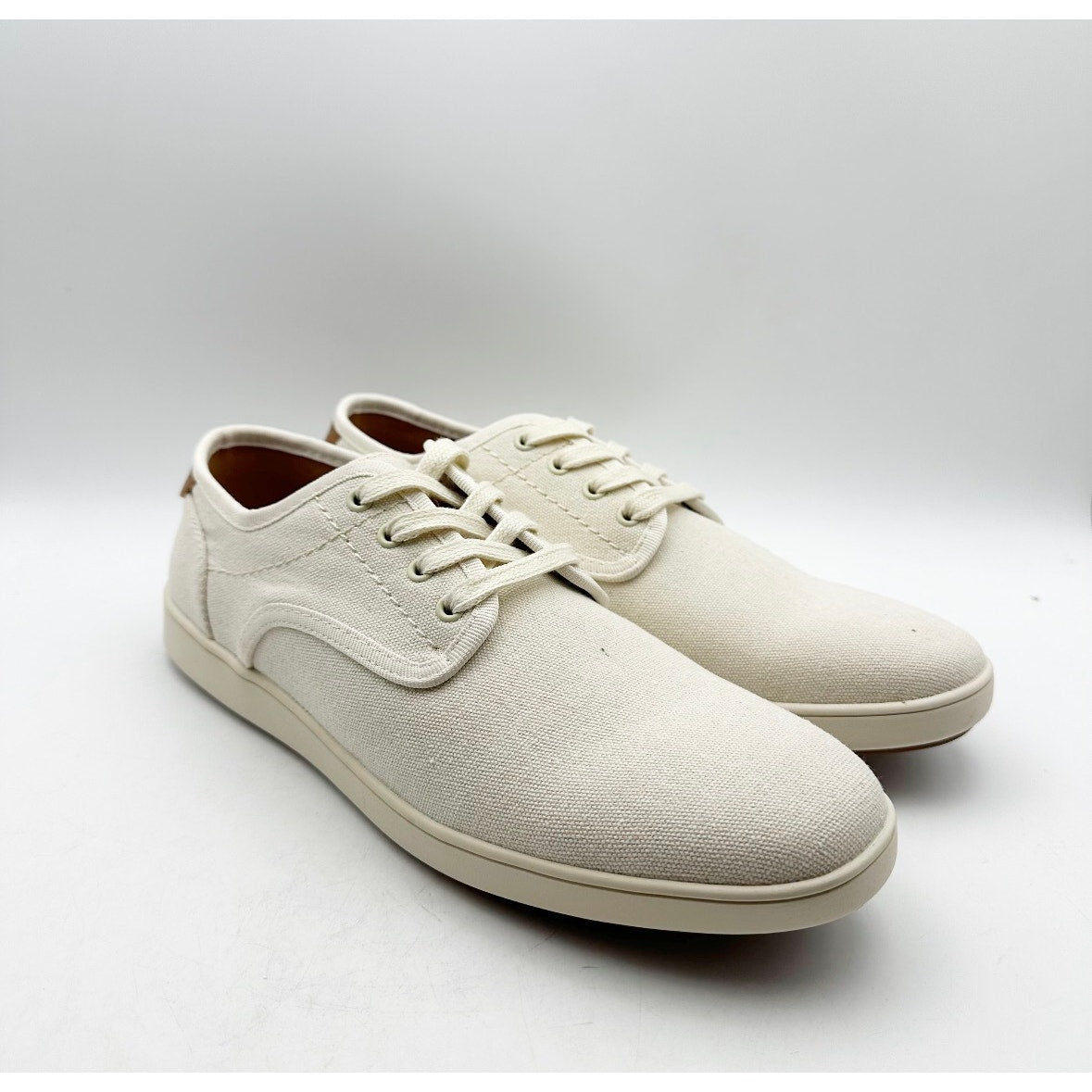 STEVE MADDEN Mens Fenta Casual Sneakers Size 9.5 M Cream White Fabric NIB