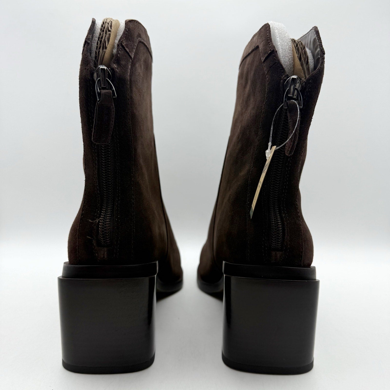Vince Camuto Womens Kortimy Ankle Boots Size 9 Brown Suede Water Repellant NIB