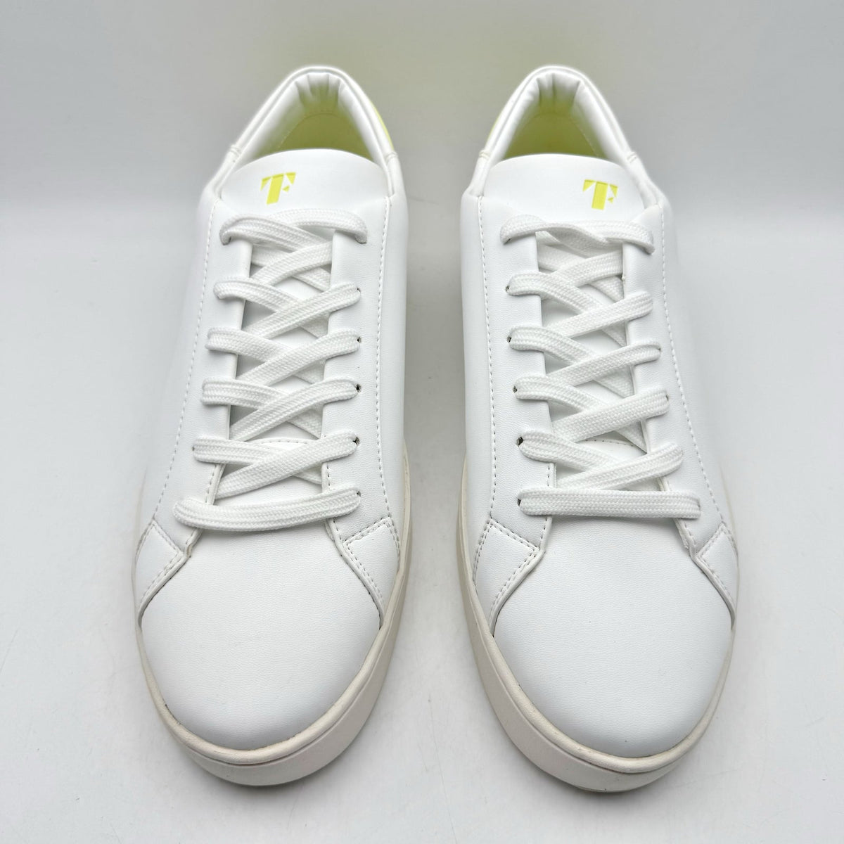 Thousand Fell Mens Lace Up Sneakers US 10 EU 43 White NIB