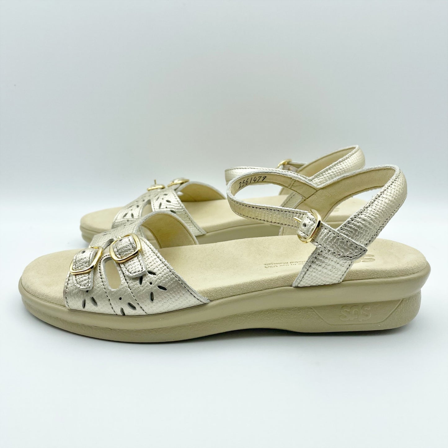 SAS Womens Duo Comfort Sandal US 9 M EU 40 Gold Suede 3-Strap Comfort NIB