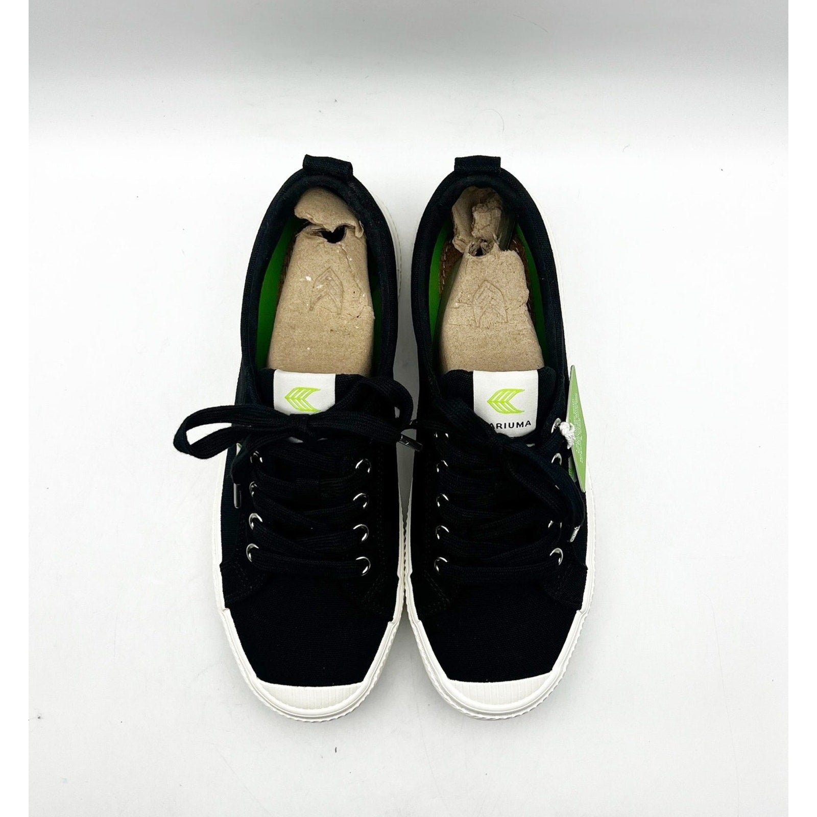 Cariuma Womens OCA Low Top Sneakers Size 6.5 Black Canvas Organic Cotton NIB