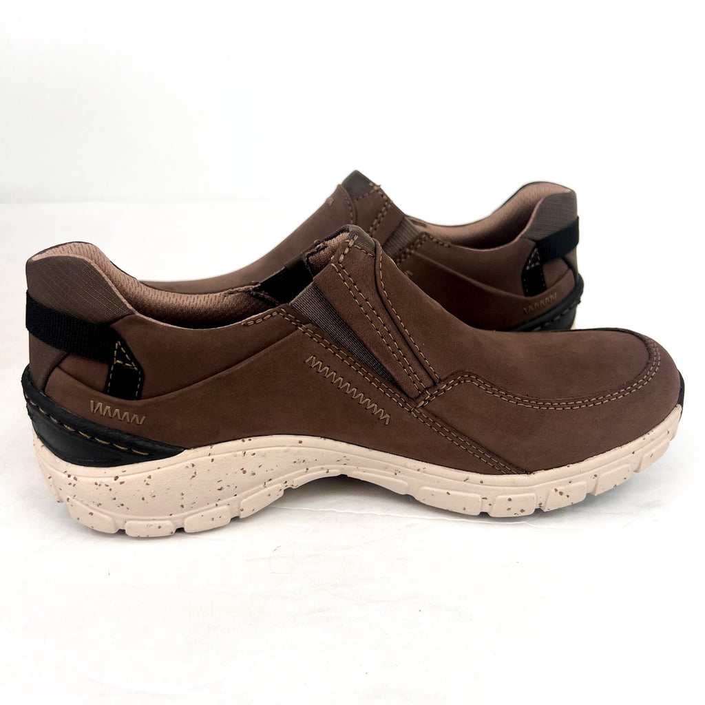 CLARKS Women's Wave Plateau Comfort Shoes Size 6.5M Tan Taupe Nubuck Slip On NIB