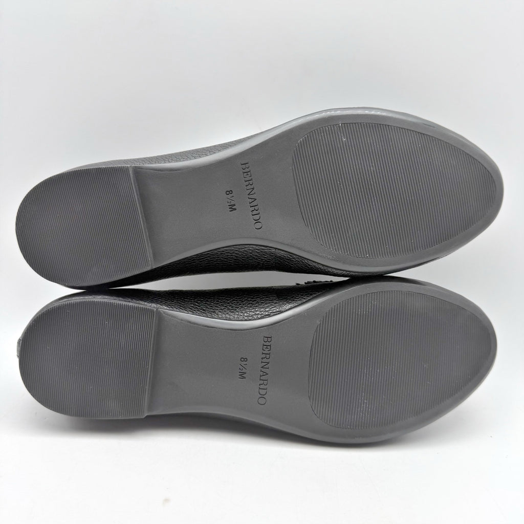Bernardo Womens Sage Flats US 8.5 M Black Leather Slip On NIB