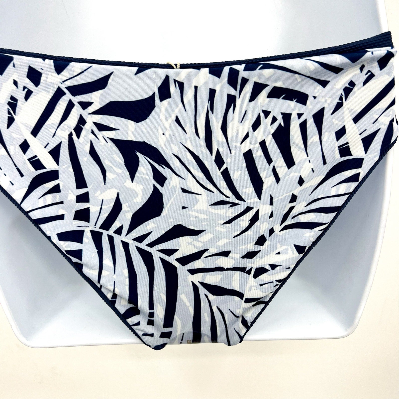 MAAJI Women's Sublimity Reversible Bikini Bottom Medium Indigo Blue Printed NWT