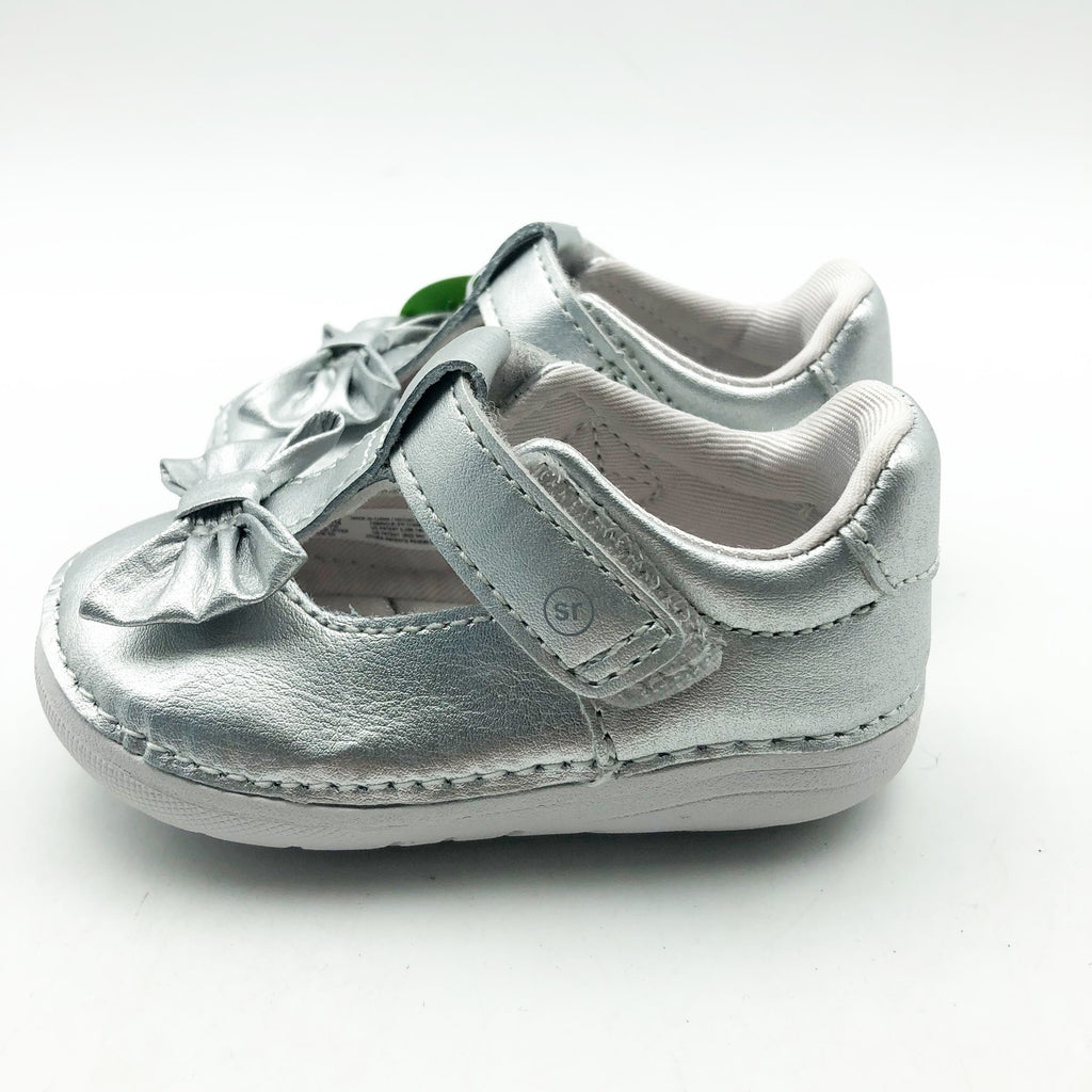 Stride Rite Girls Ashtyn Mary Janes Baby/ Toddler Size 6 Silver Shoes NIB