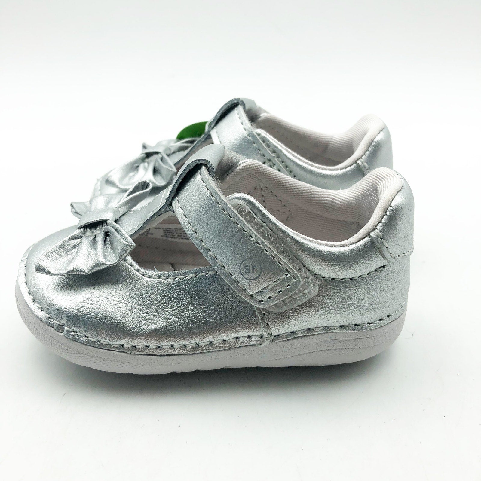 Stride Rite Girls Ashtyn Mary Janes Baby/ Toddler Size 6 Silver Shoes NIB